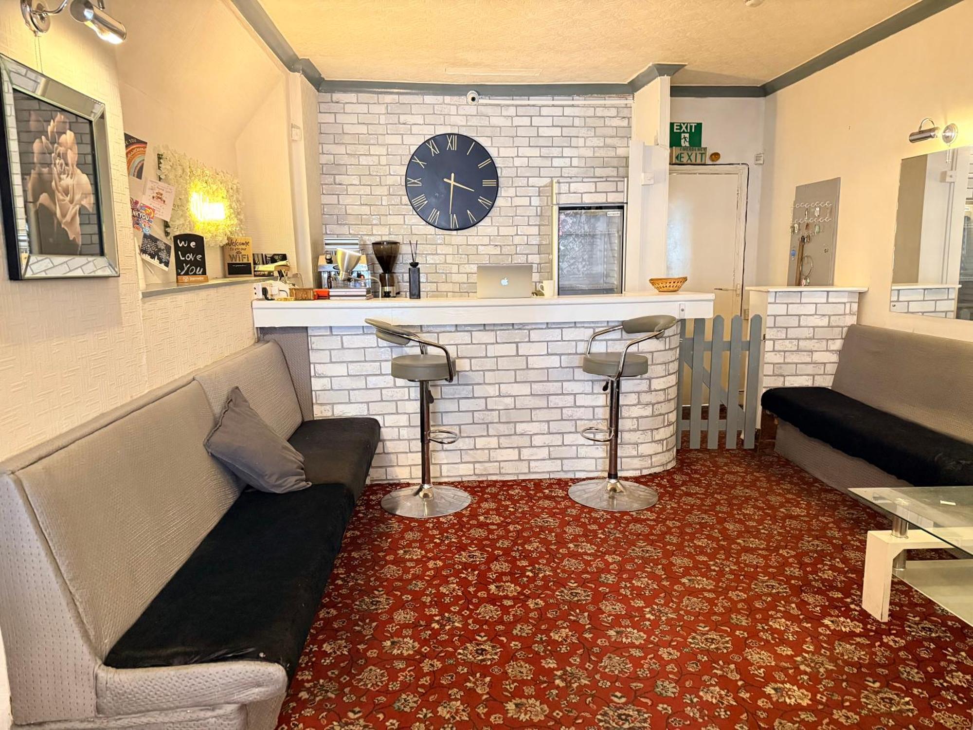 The Aberford — Foto’s 3